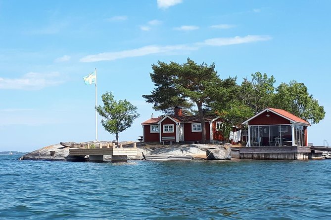 Stockholm Archipelago Kayaking Day Tour - Equipment, Guides, and Local Expertise