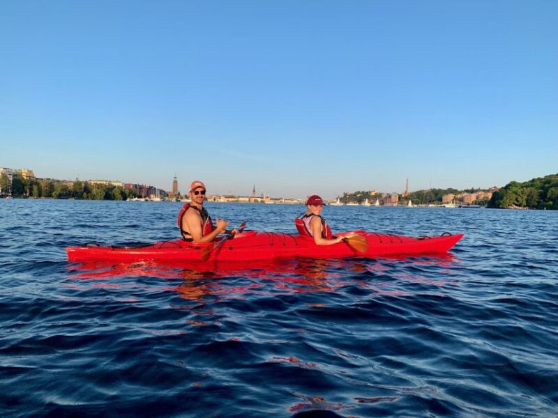 Stockholm: Daytime Kayak Tour in Stockholm City - What to Bring for a Comfortable Day on the Water