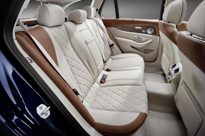 Stockholm Departure Private Transfer to Arlanda ARN Airport by Business Car - Meeting Point and Accessibility Details