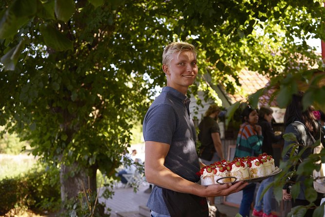 Stockholm Fika Tour - Sampling Pastries, Chocolates, and Licorice