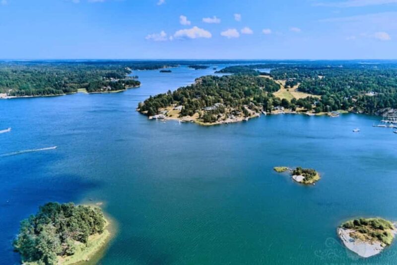 Stockholm: Guided Archipelago Boat Tour to Fjäderholmarna - Stockholm: Guided Archipelago Boat Tour to Fjäderholmarna