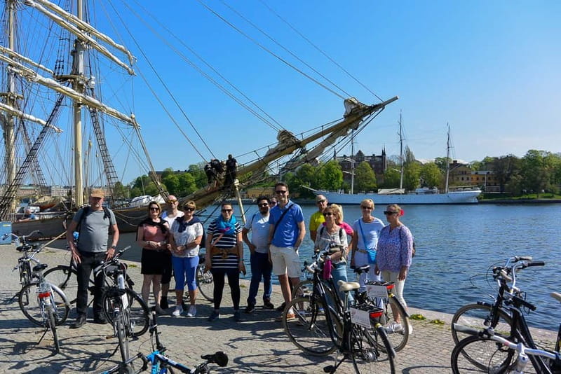 Stockholm: Guided Bike Tour - Stockholm: Guided Bike Tour – An Engaging Way to Explore the City