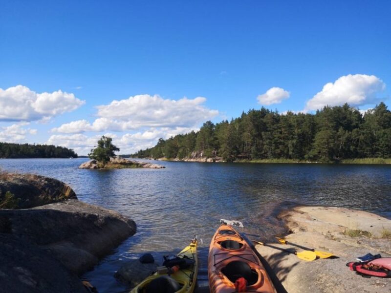 Stockholm: Morning Kayak Tour in the Archipelago with Lunch - Exploring the Stockholm Archipelago by Kayak