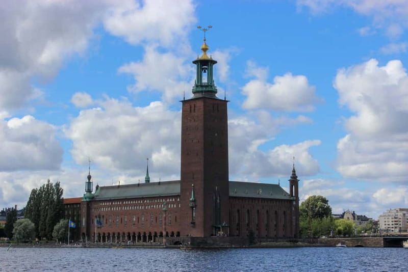 Stockholm: Must-see attractions City Hall, Old Town & Vasa - Strolling Through Gamla Stan, Stockholm’s Old Town