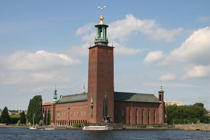 Stockholm must see: City Hall, Gamla Stan and Vasa Museum - Stockholm Must-See Tour: City Hall, Gamla Stan, and Vasa Museum