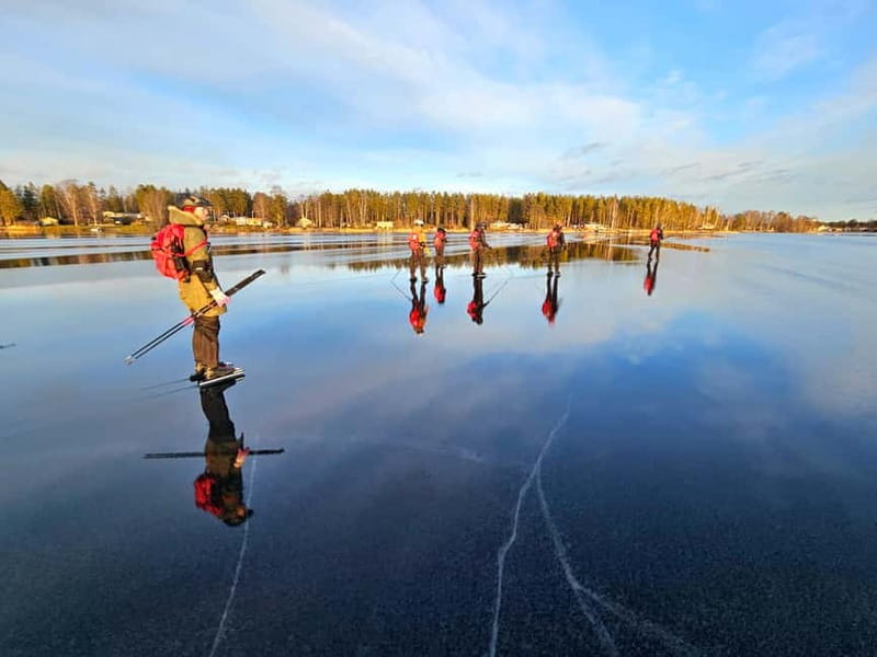 Stockholm: Nordic Ice Skating for Beginners on a Frozen Lake - Key Points