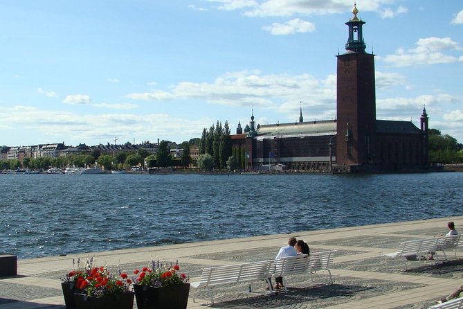 Stockholm Old Town and the Viking Museum, a Small Group Walking Tour - Discover Riddarholmen and the Presumed Founder of Stockholm