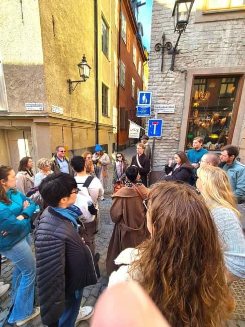 Stockholm: Old Town Walking Tour with Local Guide - Key Points