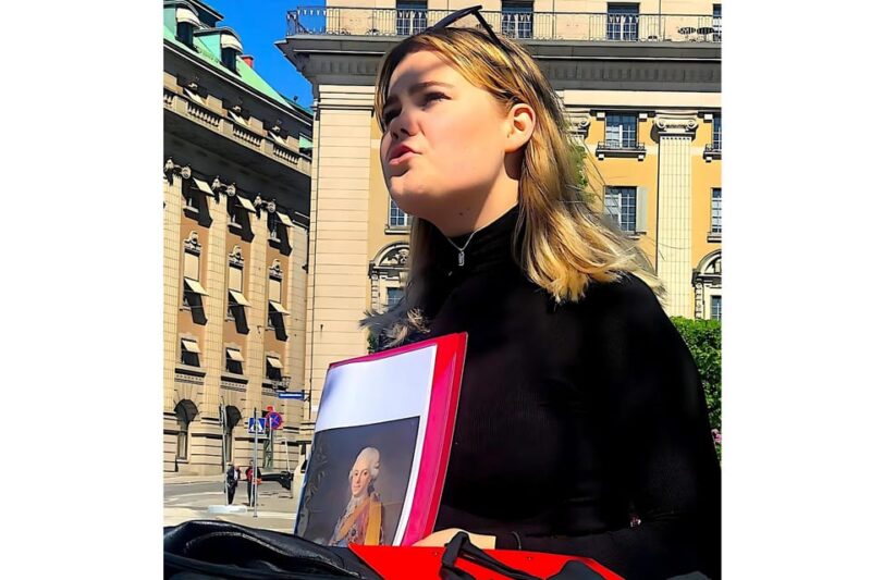 Stockholm: Old Town Walking Tour with Local Guide - Practical Details and Booking Flexibility