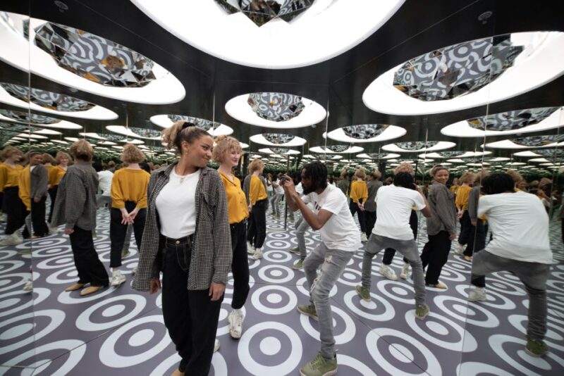 Stockholm: Paradox Museum Entry Ticket - Making the Most of Photo Opportunities and Group Fun