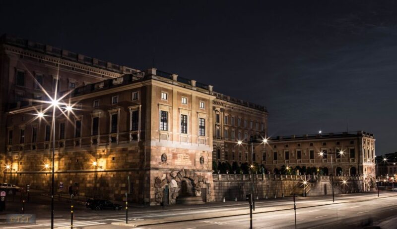 Stockholm: Private Walking Tour with a Local - Key Points