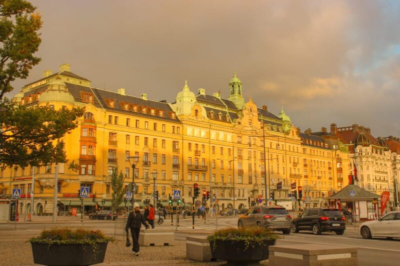 Stockholm: Scandinavian Architecture & Design Ostermalm Tour - Scenic Views and Cultural Landmarks at Strandvägen
