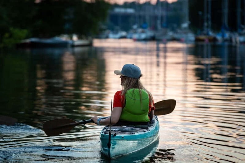 Stockholm: Self-Guided Kayak Tour 1 or 2 Person Kayak Rental - Exploring Stockholm’s Iconic Waterways