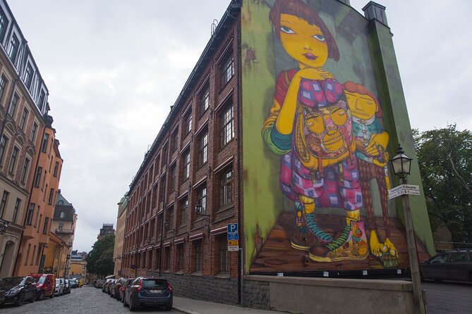 Stockholm Syndrome Private Walking Tour - The Parliaments and Royal Residences