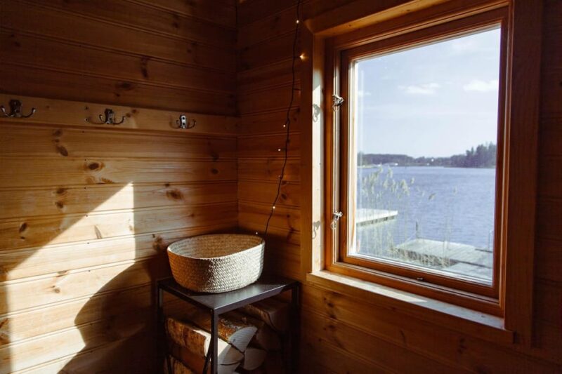Stockholm: Traditional Sauna with Polar Plunge in Baltic Sea - What the Sauna Session Includes and How to Prepare