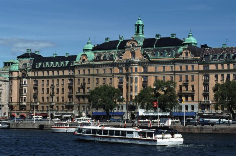 Stockholm VIP half day city tour by incl. Vasa Ship Museum - Practical Details and Accessibility