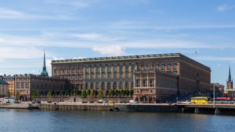 Stockholm: Walking tour of Gamla Stan, the Old Town - Discover Stockholm’s Old Town on a Guided Walking Tour