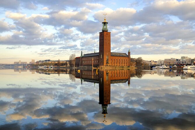 Stockholm Walking Tour with Audioguide on Your Smartphone - Wrangel Palace and Royal Residences on Riddarholmen