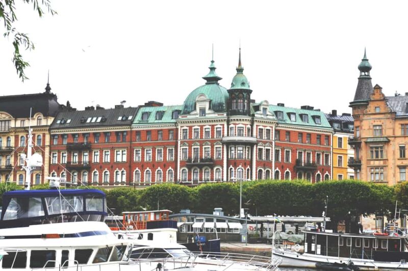 Stockholm: Wealth, Influence & Fika Norrmalm Winter Tour - Key Points