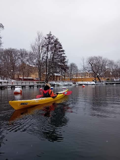 Stockholm: Winter Kayaking Tour through the City Centre - What Makes the Stockholm Waterways Perfect for Winter Kayaking