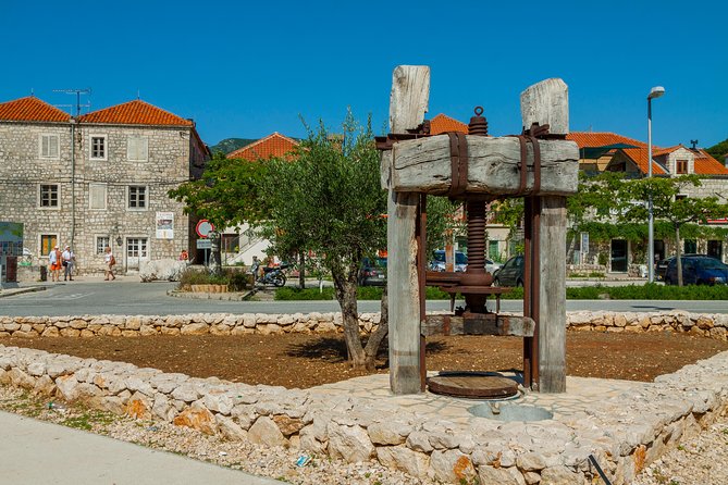 Ston Oysters & Wine Tasting Tour from Dubrovnik - Walking Tour of Ston Old Town and Medieval Walls