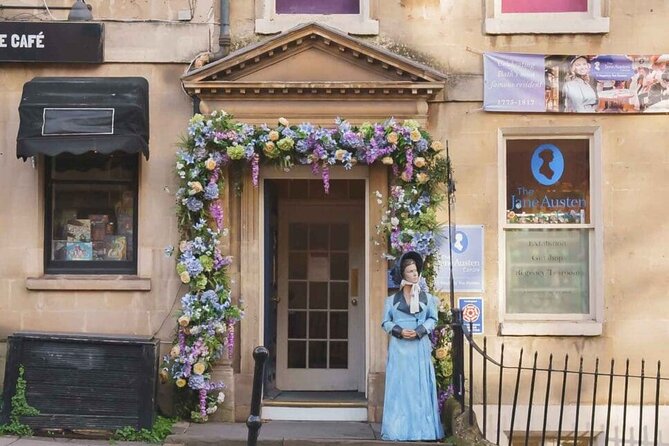 Stonehenge and Bath Tour from London - Key Points