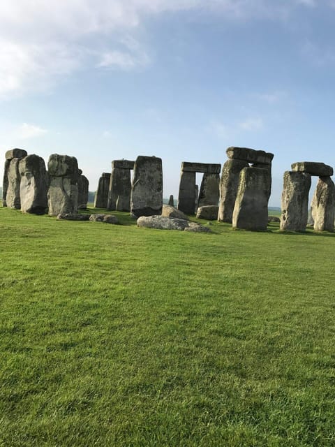 Stonehenge: App Guided Tour + Admission Included - Explore Stonehenge at Your Own Pace with an App-Guided Tour