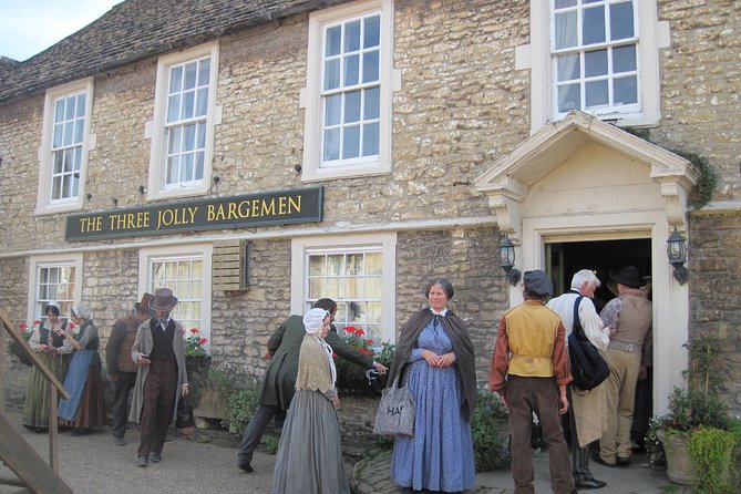 Stonehenge, Avebury,Cotswolds. Small group day tour from Bath - Logistics and Group Experience