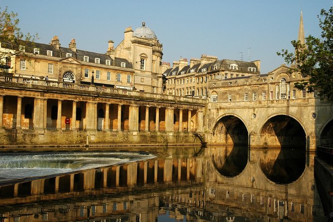 Stonehenge & Bath Private Car Tour from London - Highlighted Stops: Pulteney Bridge and Royal Crescent