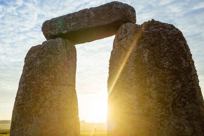 Stonehenge Half-Day Tour from London with Admission & Snack Pack - The Self-Guided Approach: Pros and Cons