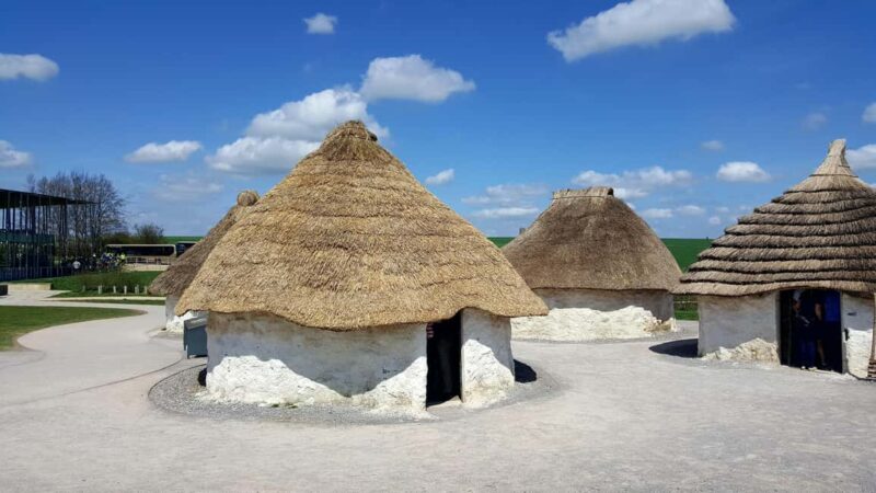 Stonehenge half day tour. - Key Points