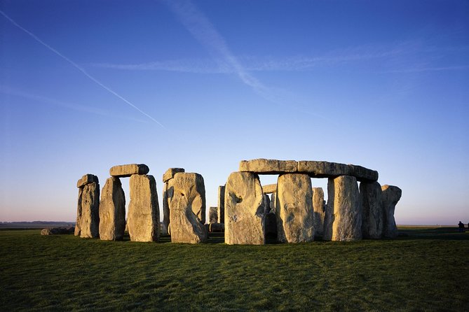 Stonehenge Half Day Tour with Entry and Extra Time - Exploring Stonehenge with Self-Guided Freedom