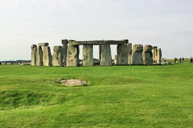 Stonehenge Morning Half-Day Tour from London Including Admission - Key Points