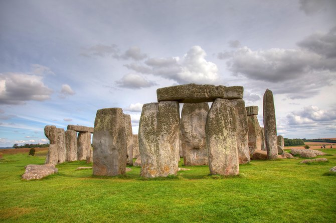 Stonehenge Morning Half-Day Tour from London Including Admission - Exploring the Stonehenge Site and Visitor Center