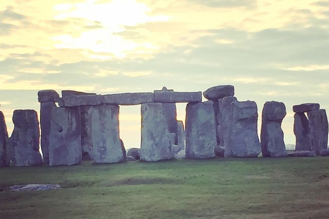 Stonehenge Private Car Tour with Driver Guide - Knowledgeable Guides and Personal Narration