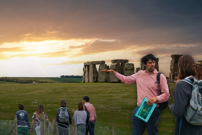 Stonehenge Private Full-Day Tour from Bath for 2-8 guests - Exploring Wiltshire’s Countryside and Hidden Villages