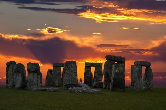 Stonehenge Summer Solstice Tour from London: Sunset or Sunrise Viewing - Inside Stonehenge During the Summer Solstice