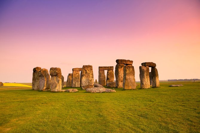 Stonehenge Tour via Winchester: LDN or Southampton - Visiting Stonehenge Without the Crowds