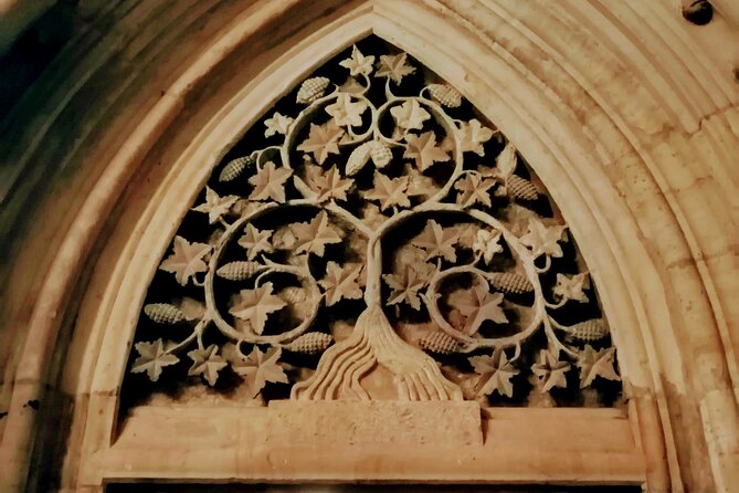 Stories of Jewish Prague Walking Tour - Visiting the Old Jewish Cemetery and Its Significance