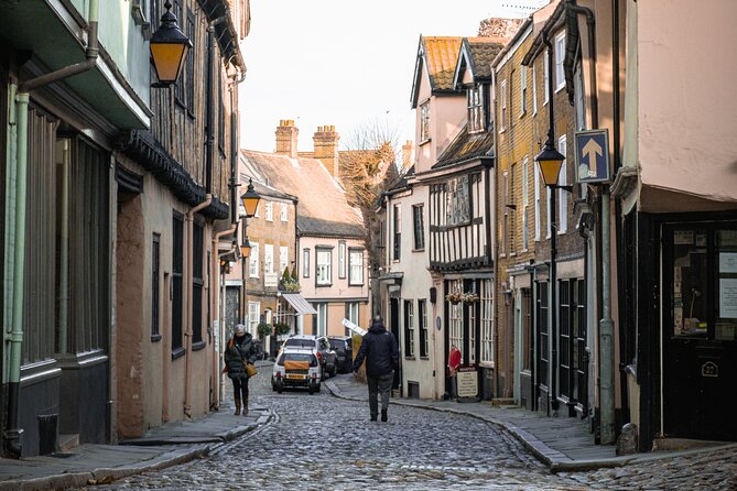 Stranger in Norwich Self-Guided Tour and Exploration Game - Discover Norwich’s Historic Landmarks with the App-Based Tour