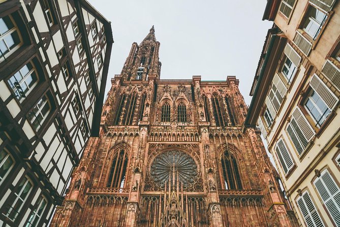 Strasbourg City Sightseeing Private Guided Tour including Cathedral Visit - Guide Personalities and Their Impact
