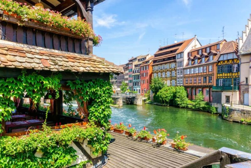 Strasbourg Food Tour: Food Lovers Guided Walk with a Local - Exploring Strasbourg’s Historic Food Market