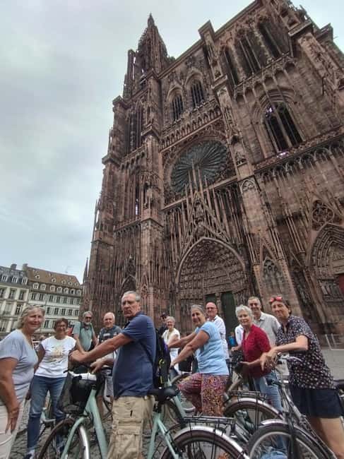 Strasbourg: Guided Bike Tour with a Local Guide - Exploring Strasbourg’s Iconic Landmarks on Two Wheels