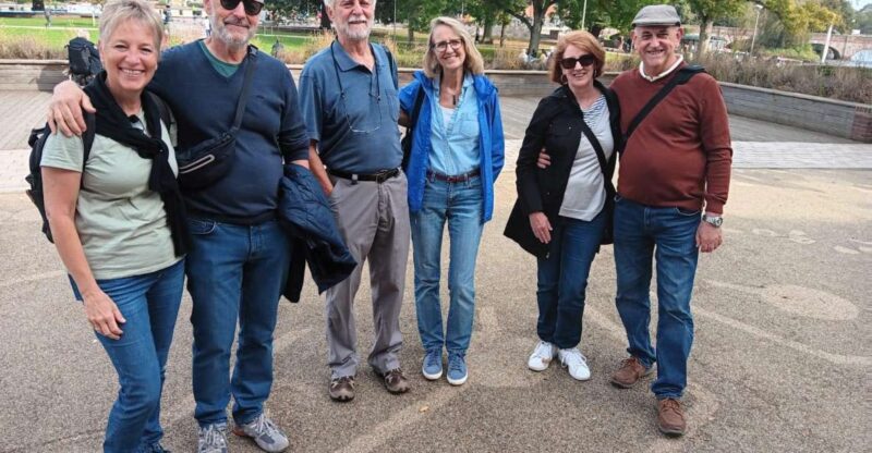 Stratford-Upon-Avon's Town Walking Tour (10:30am & 2pm) - Visiting Shakespeares New Place and the Memorial Fountain