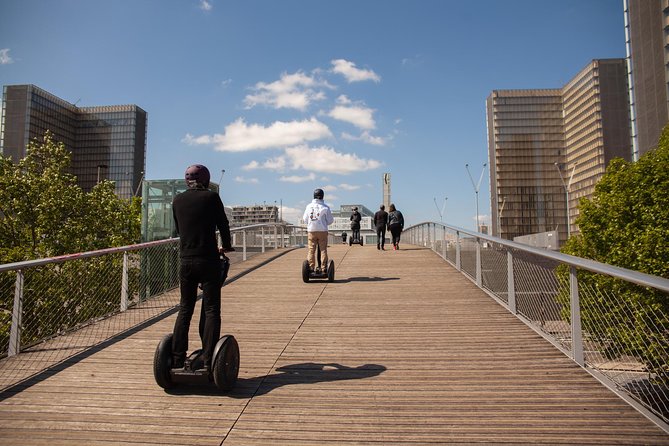Street Art tour in Paris - Discover Paris murals ! - Exploring the Murals of Galerie Itinerrance and Parc de Bercy