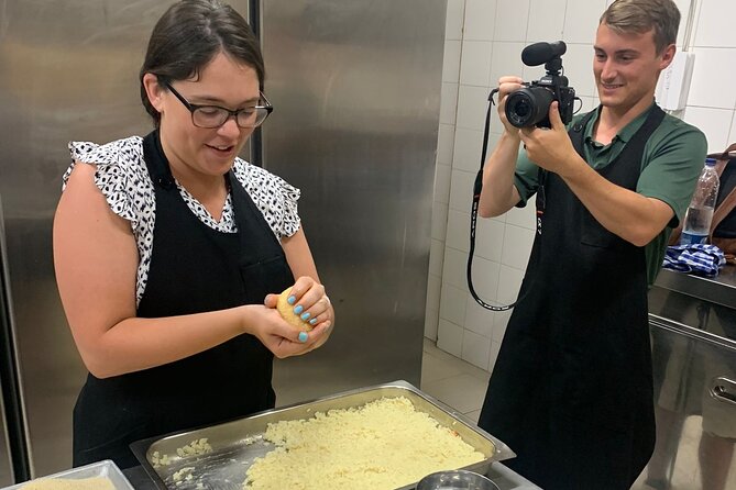 Street food and Cooking class in Syracuse - The Role of Local Wine and Beverages