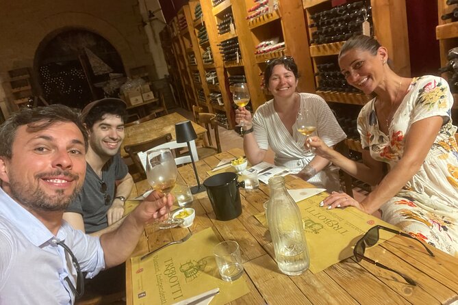 Street food and wine in Rome - Logistics: Meeting Point and Tour Organization