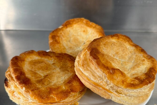 Street Food Lecce: Guided walking tour with typical food and wines. - Lecce’s Street Food and Wine Experience in the Heart of the City