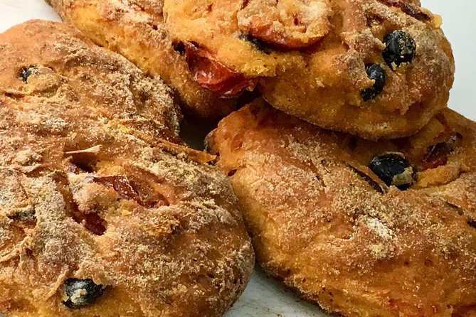 Street Food Tour of Lecce & City Sightseeing with Local Guide - The Guide’s Expertise and Personal Touch