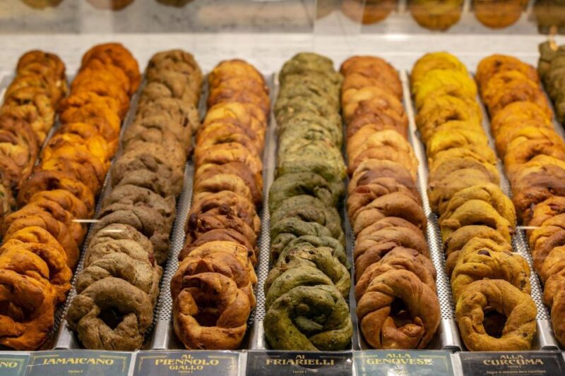 Street food tour: the Neapolitan culinary art - Discovering Naples’ Street Food Icons